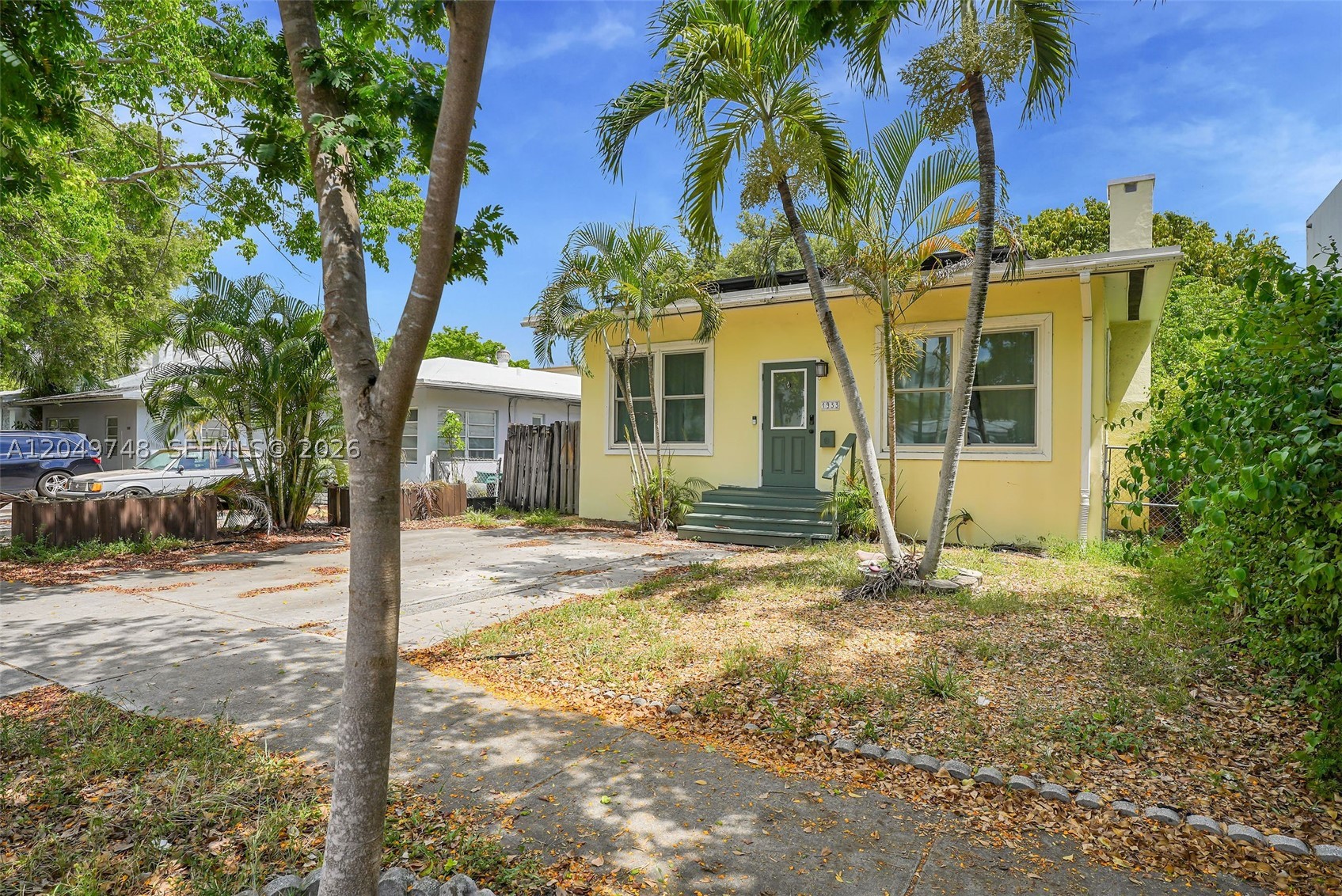HOLLYWOOD - Residential