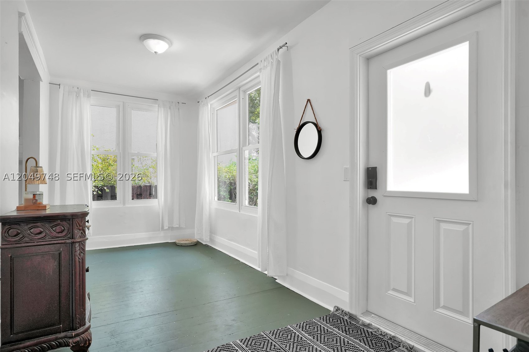 HOLLYWOOD - Residential