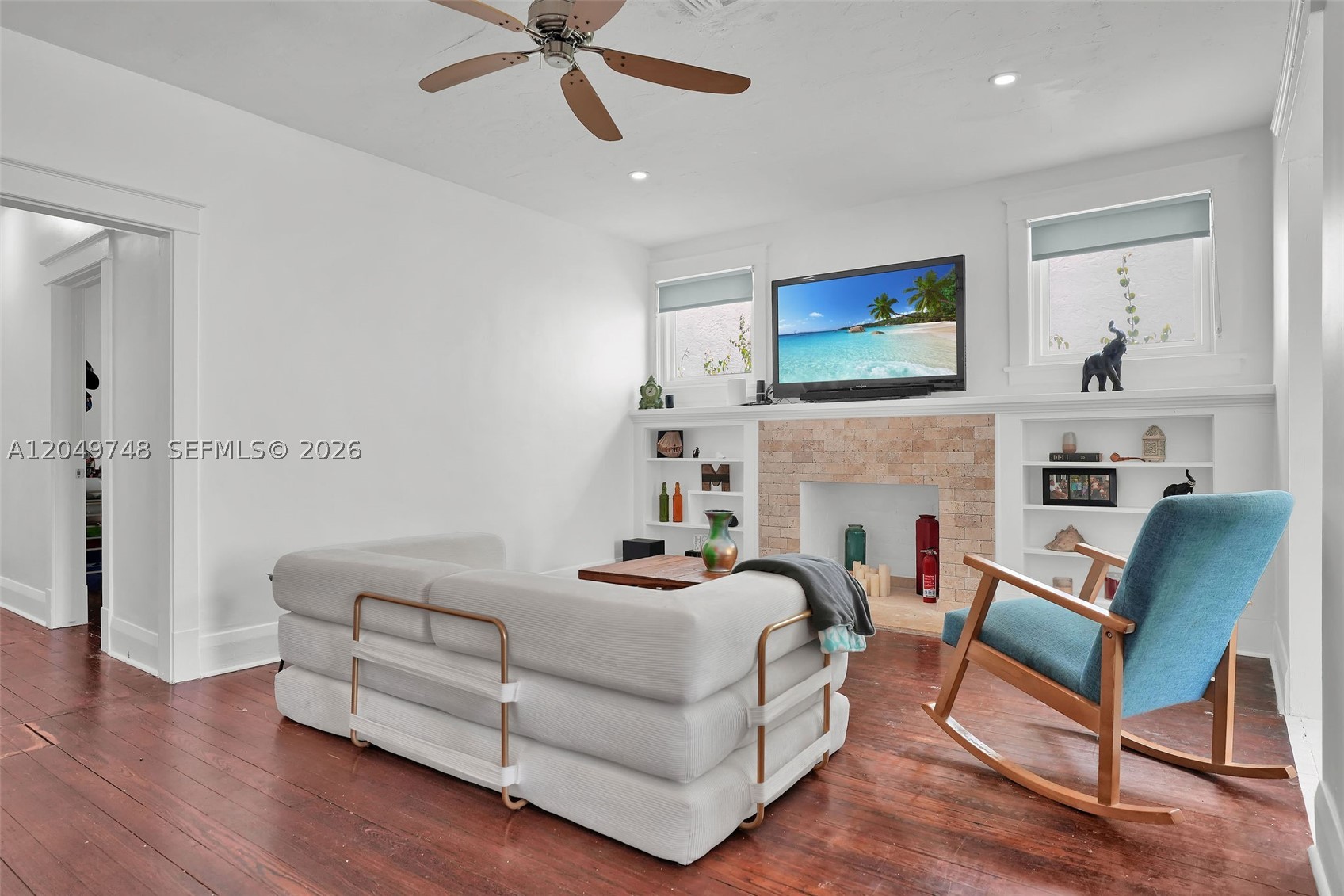 HOLLYWOOD - Residential