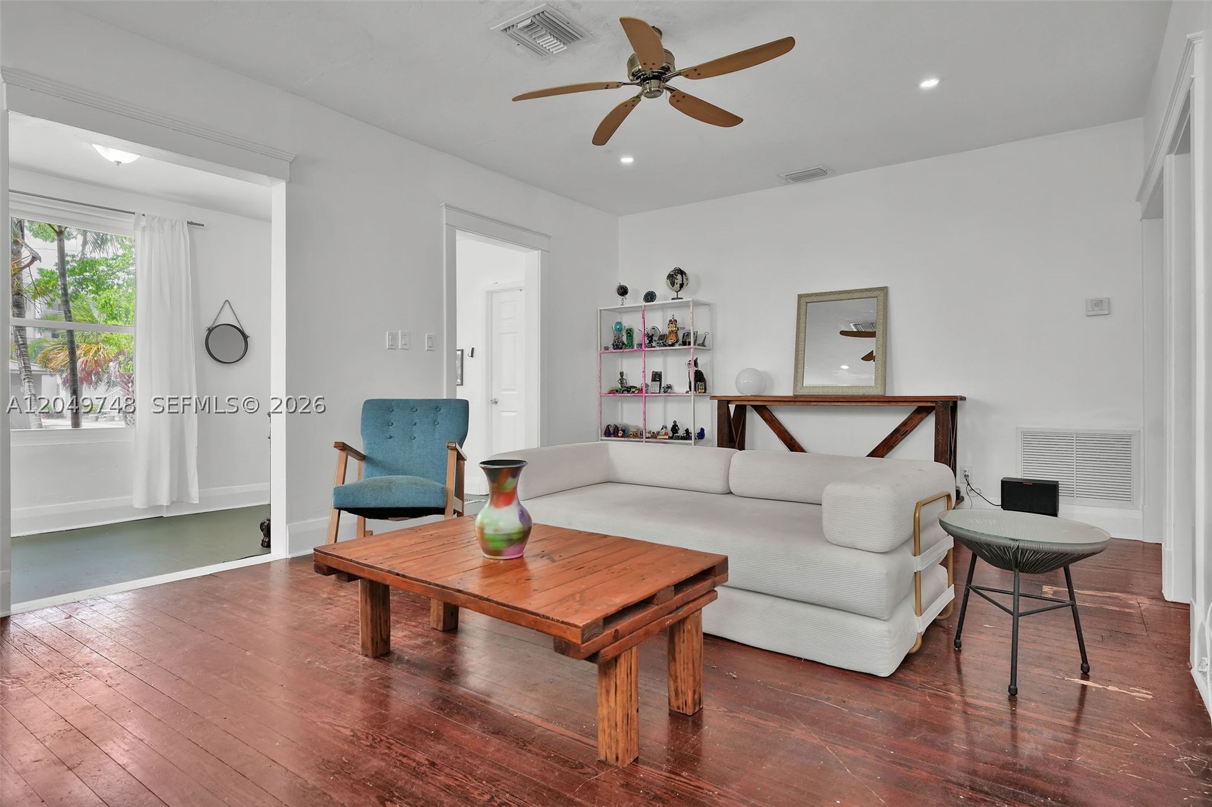 HOLLYWOOD - Residential