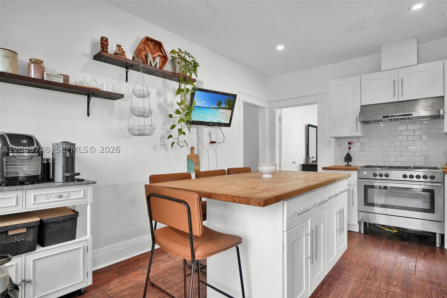 HOLLYWOOD - Residential