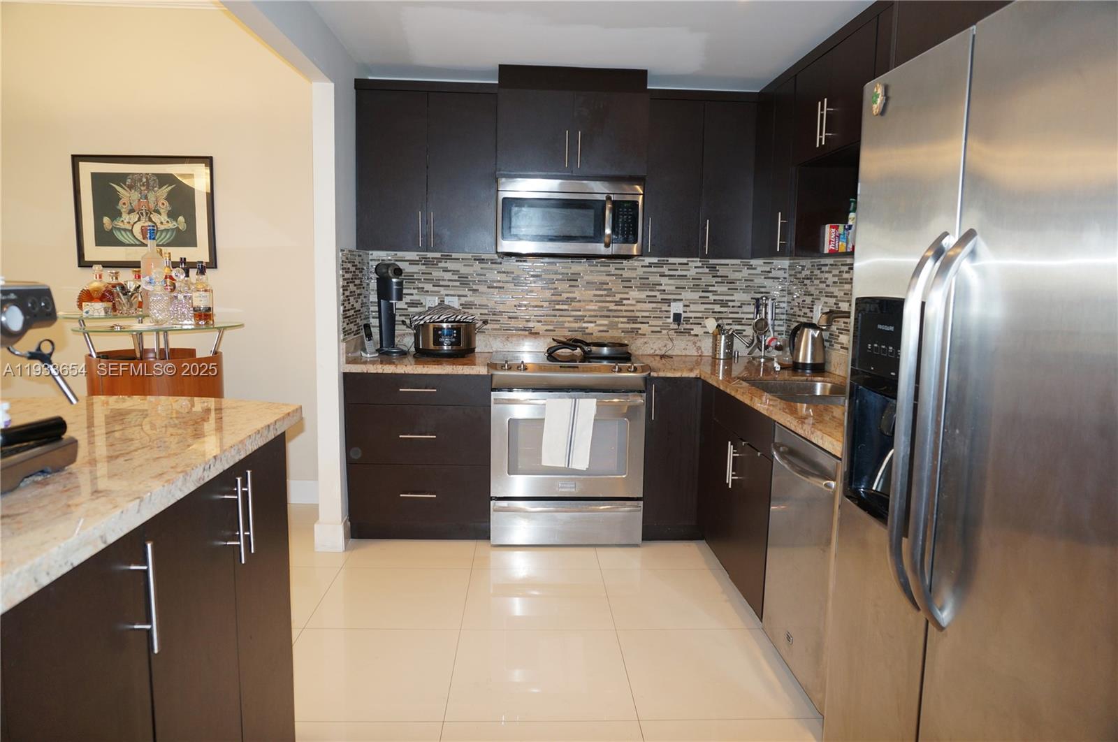 OCEANVIEW BUILDING A COND - Residential