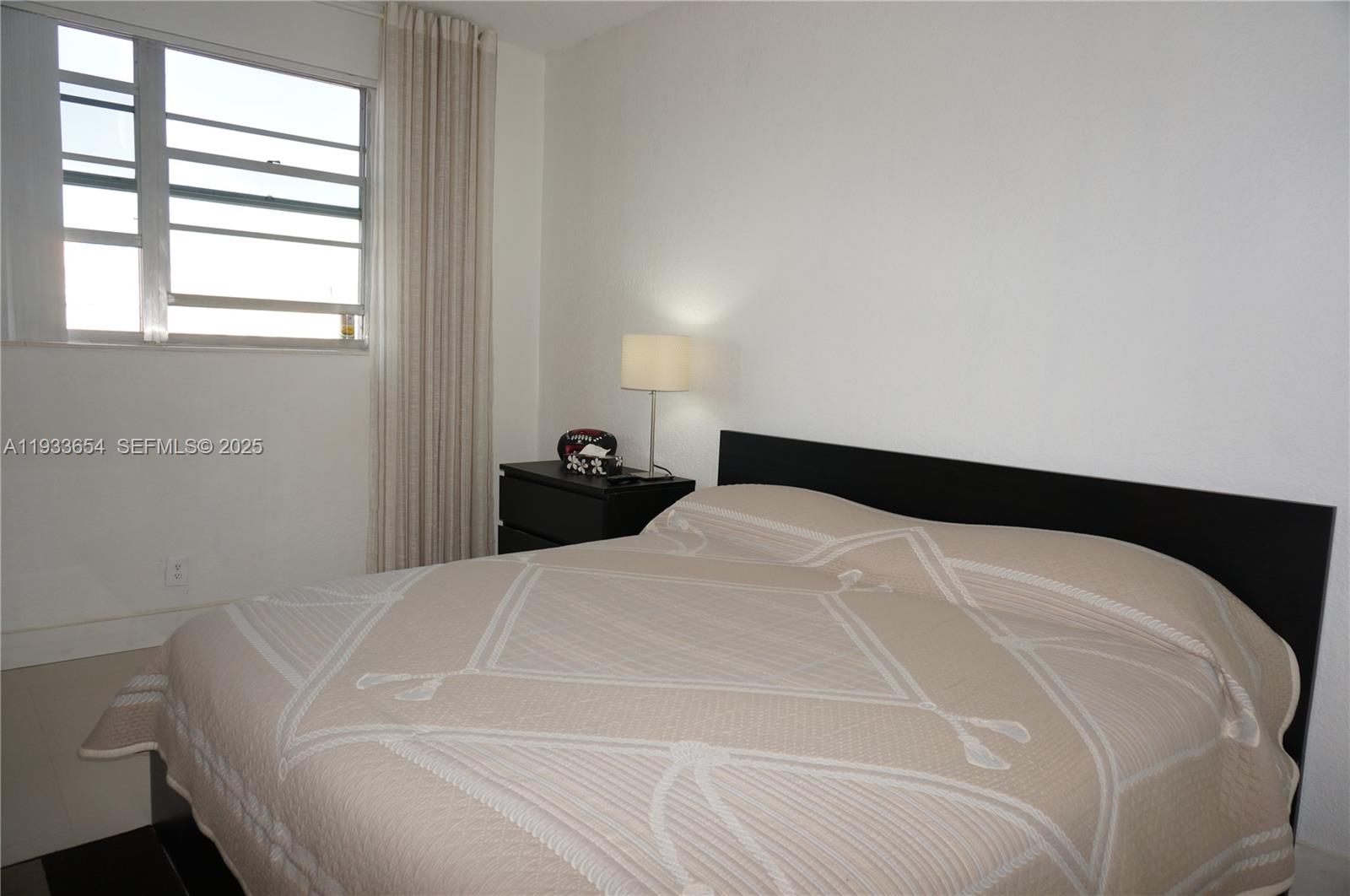 OCEANVIEW BUILDING A COND - Residential