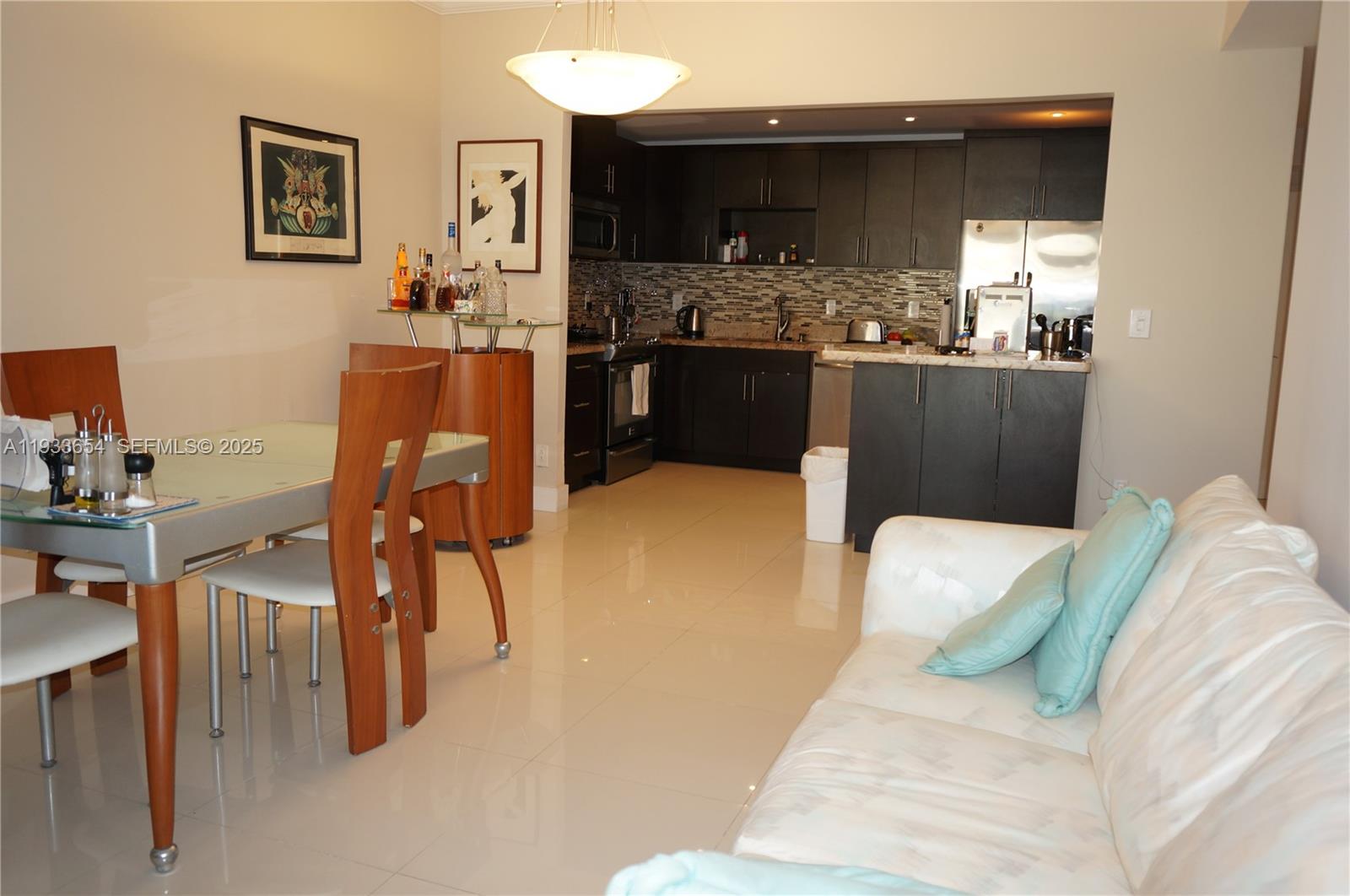 OCEANVIEW BUILDING A COND - Residential
