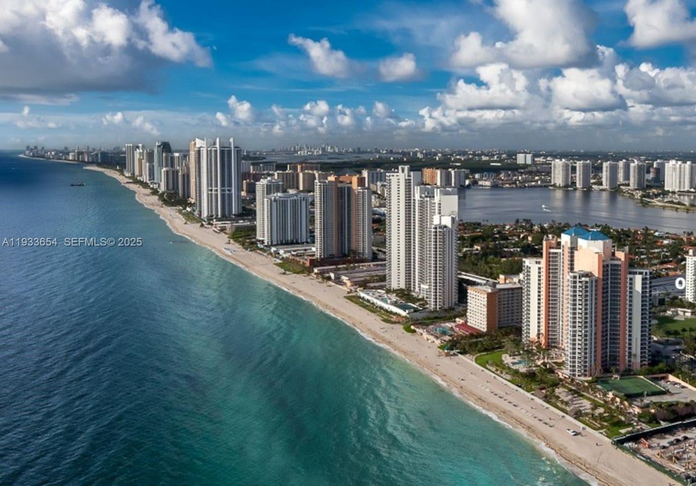OCEANVIEW BUILDING A COND - Residential
