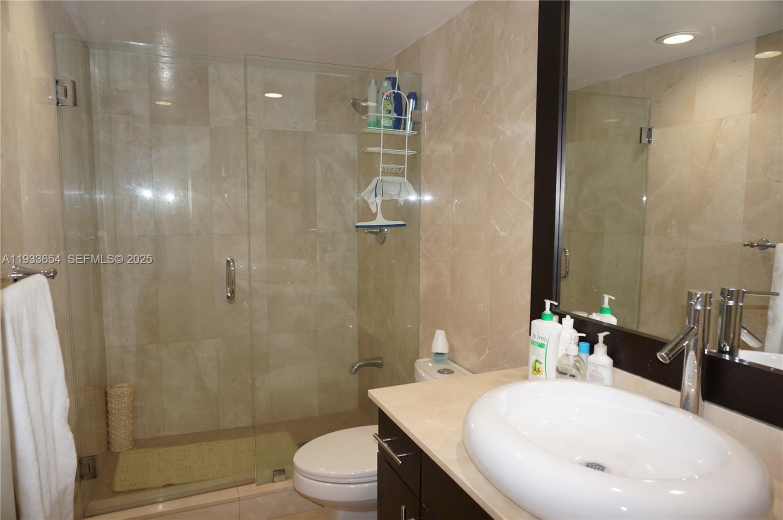 OCEANVIEW BUILDING A COND - Residential