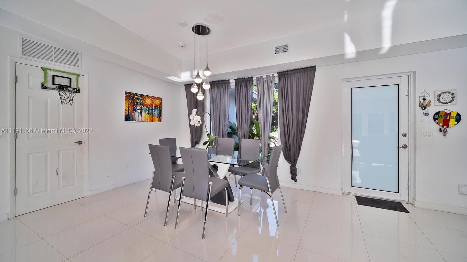 HIGHLAND WOODS SEC 1 - Residential