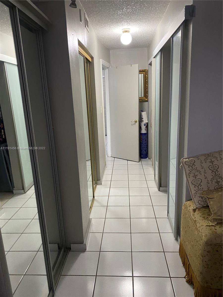 ROLLING GREEN CONDO B - Residential