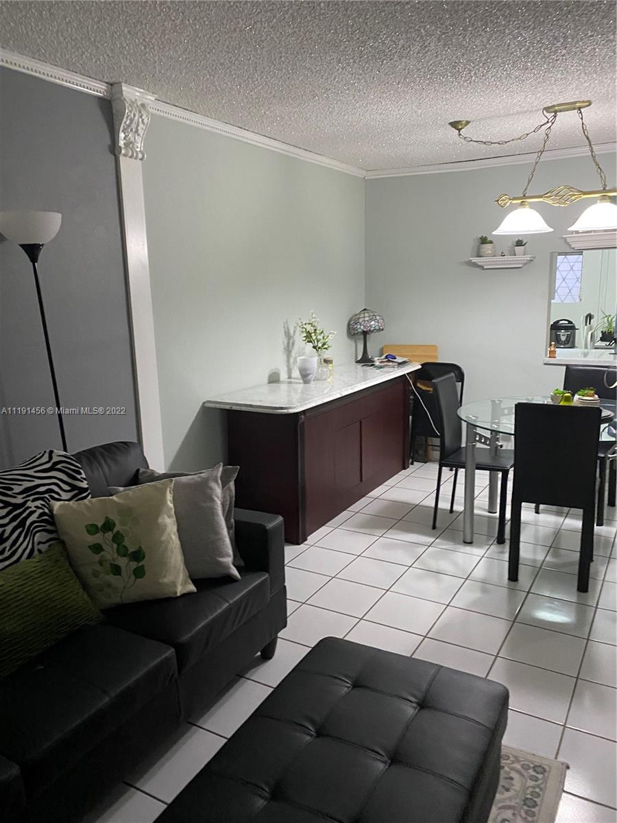ROLLING GREEN CONDO B - Residential
