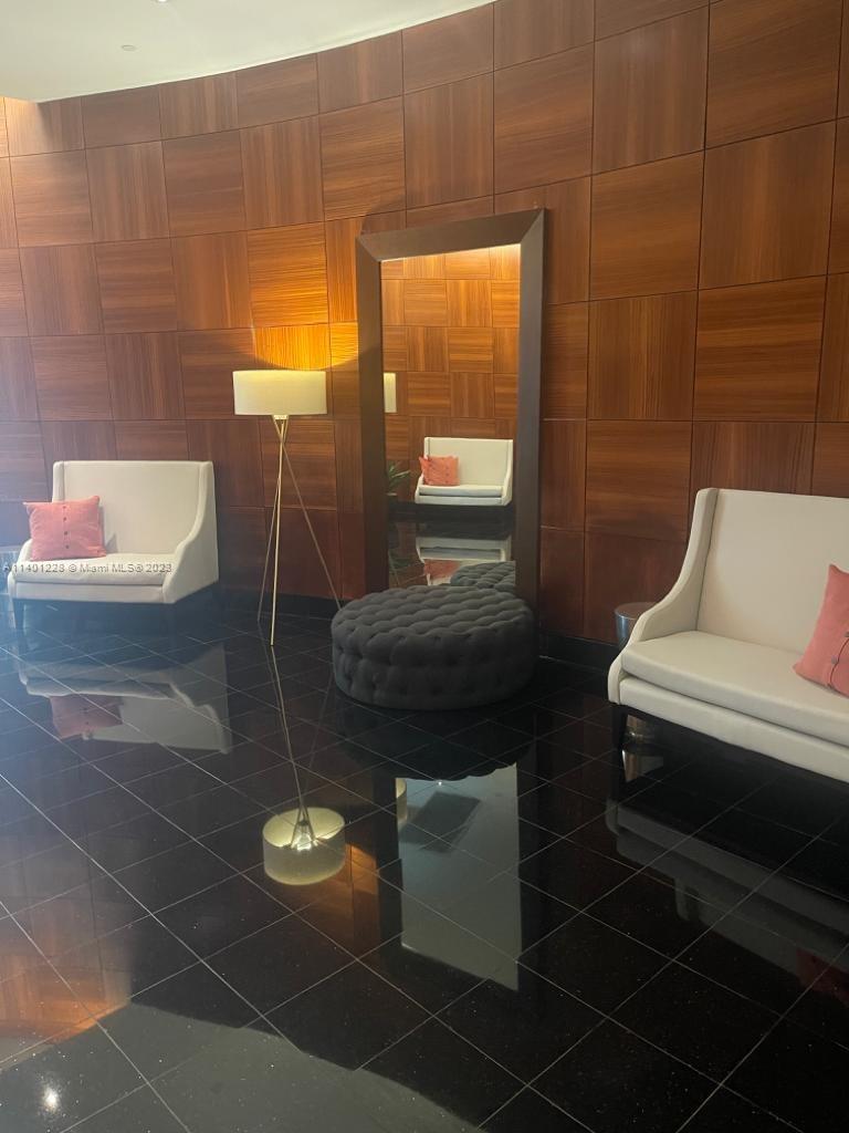 THE ASTON CONDO - Residential