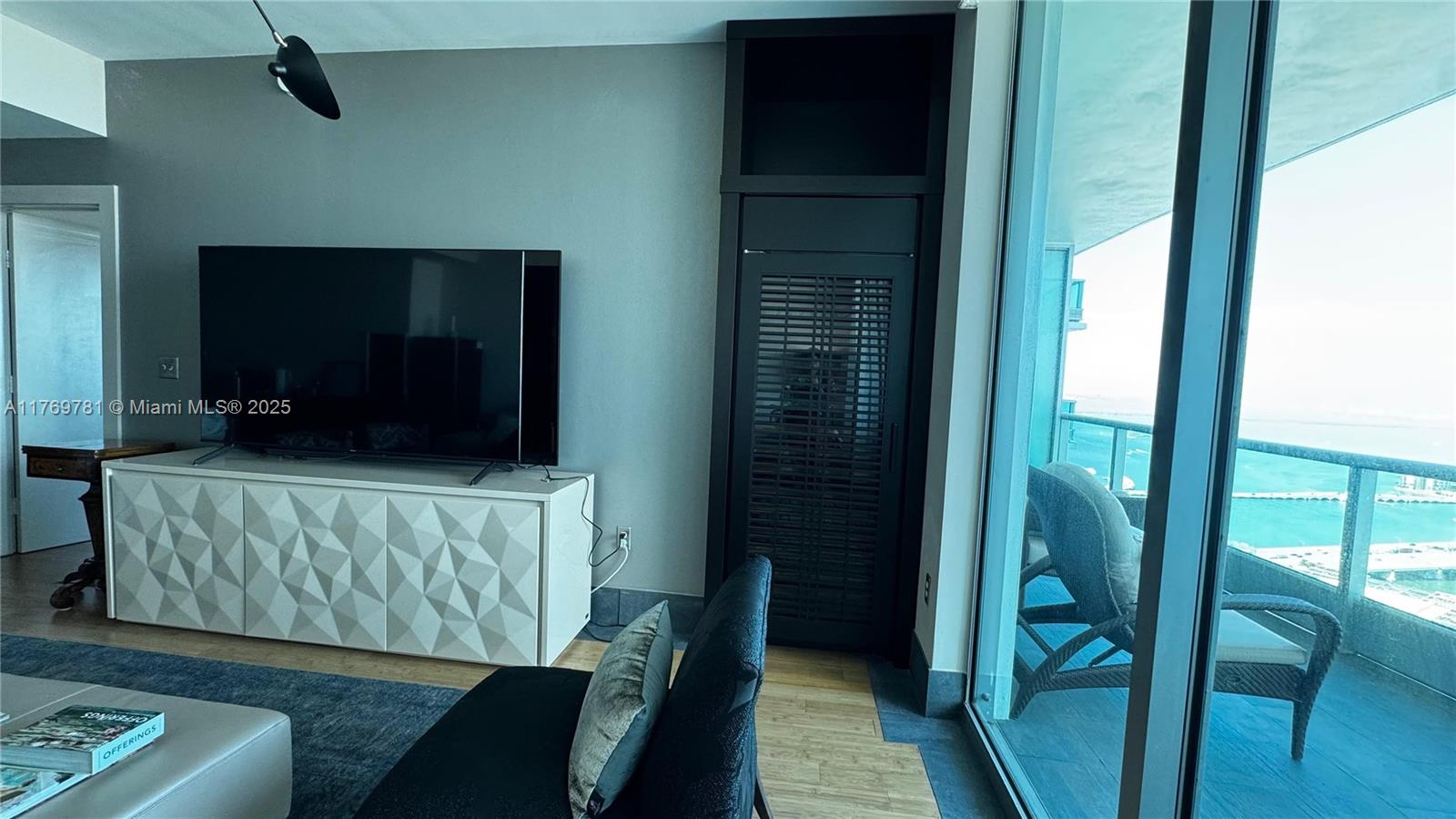 900 BISCAYNE BAY CONDO - Residential