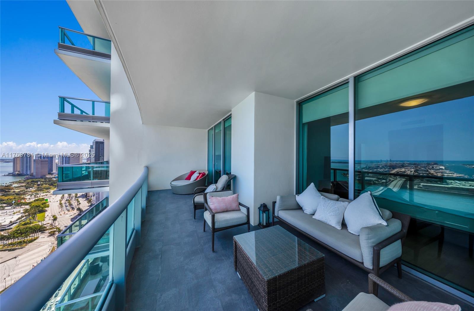 900 BISCAYNE BAY CONDO - Residential