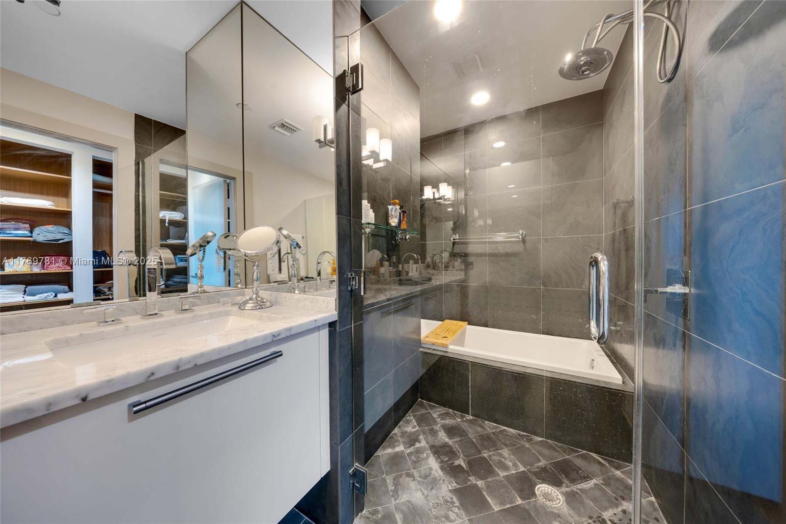 900 BISCAYNE BAY CONDO - Residential