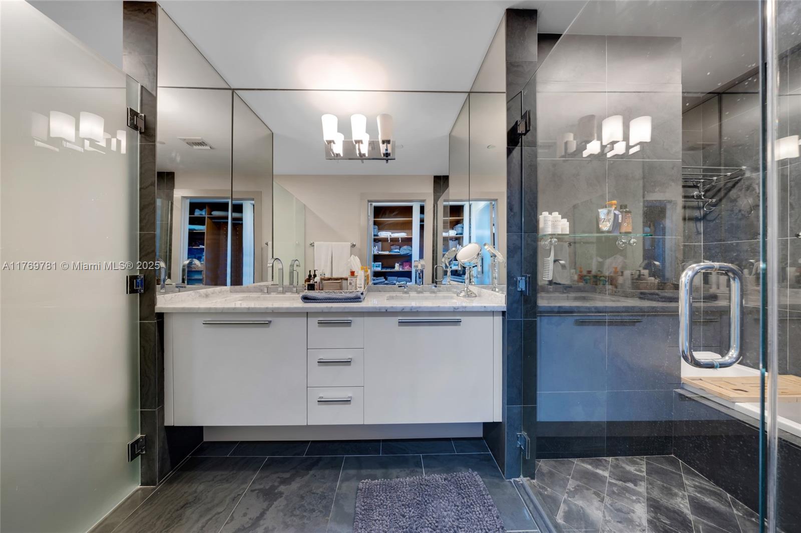 900 BISCAYNE BAY CONDO - Residential