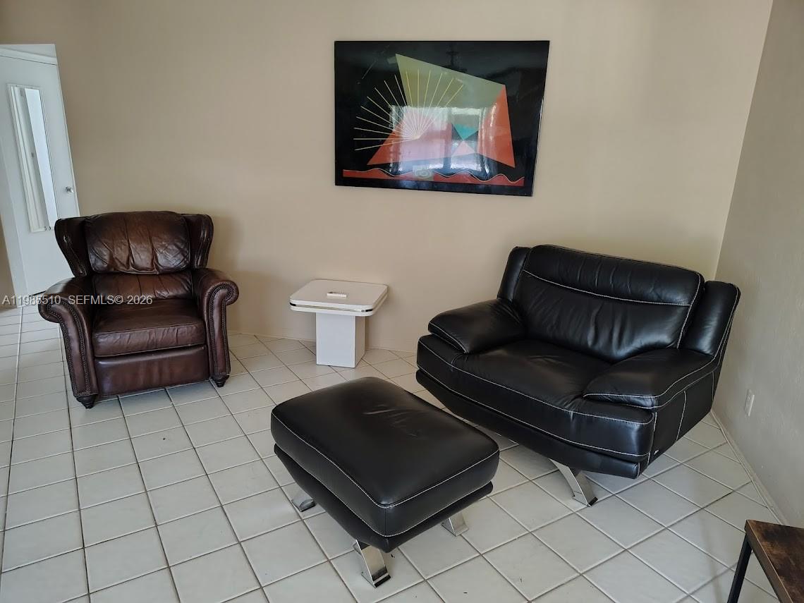 PELL MANOR CONDO - Residential