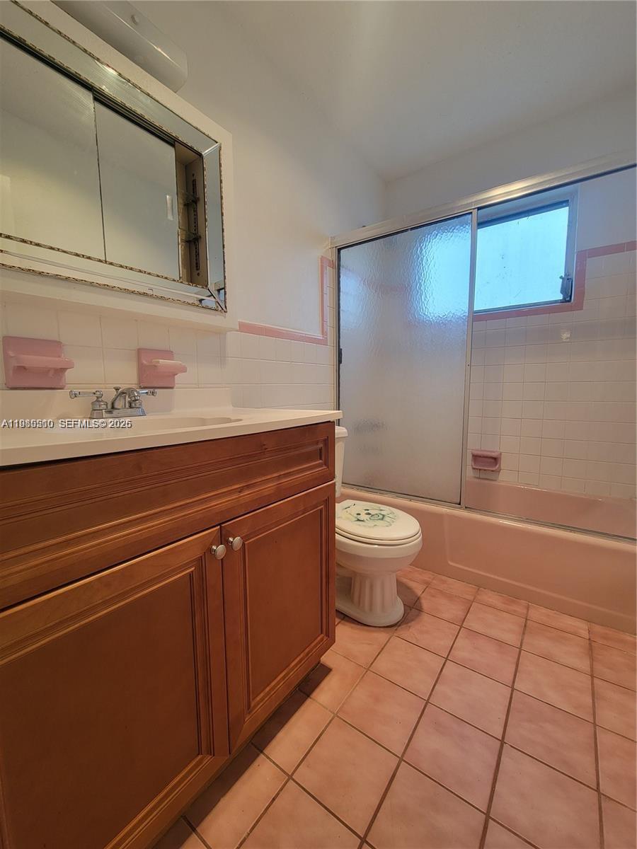 PELL MANOR CONDO - Residential