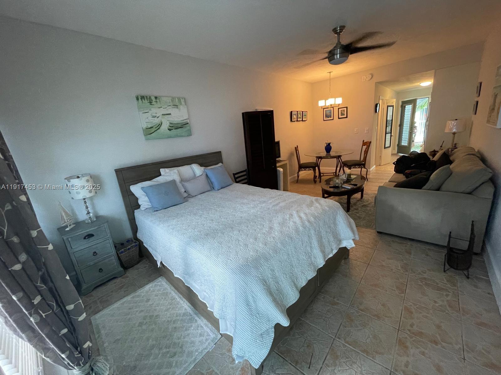 BROADWATER BEACH ARMS I C - Residential