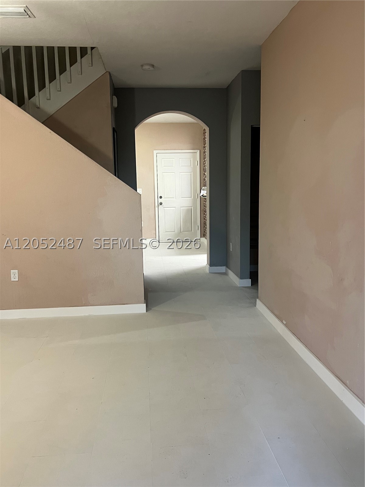 MANDARIN LAKES - Residential Lease