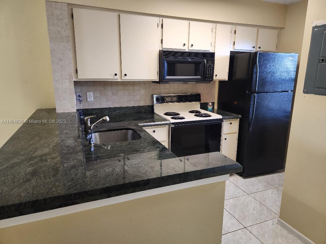 CYPRESS BEND CONDOMINIUM - Residential Lease