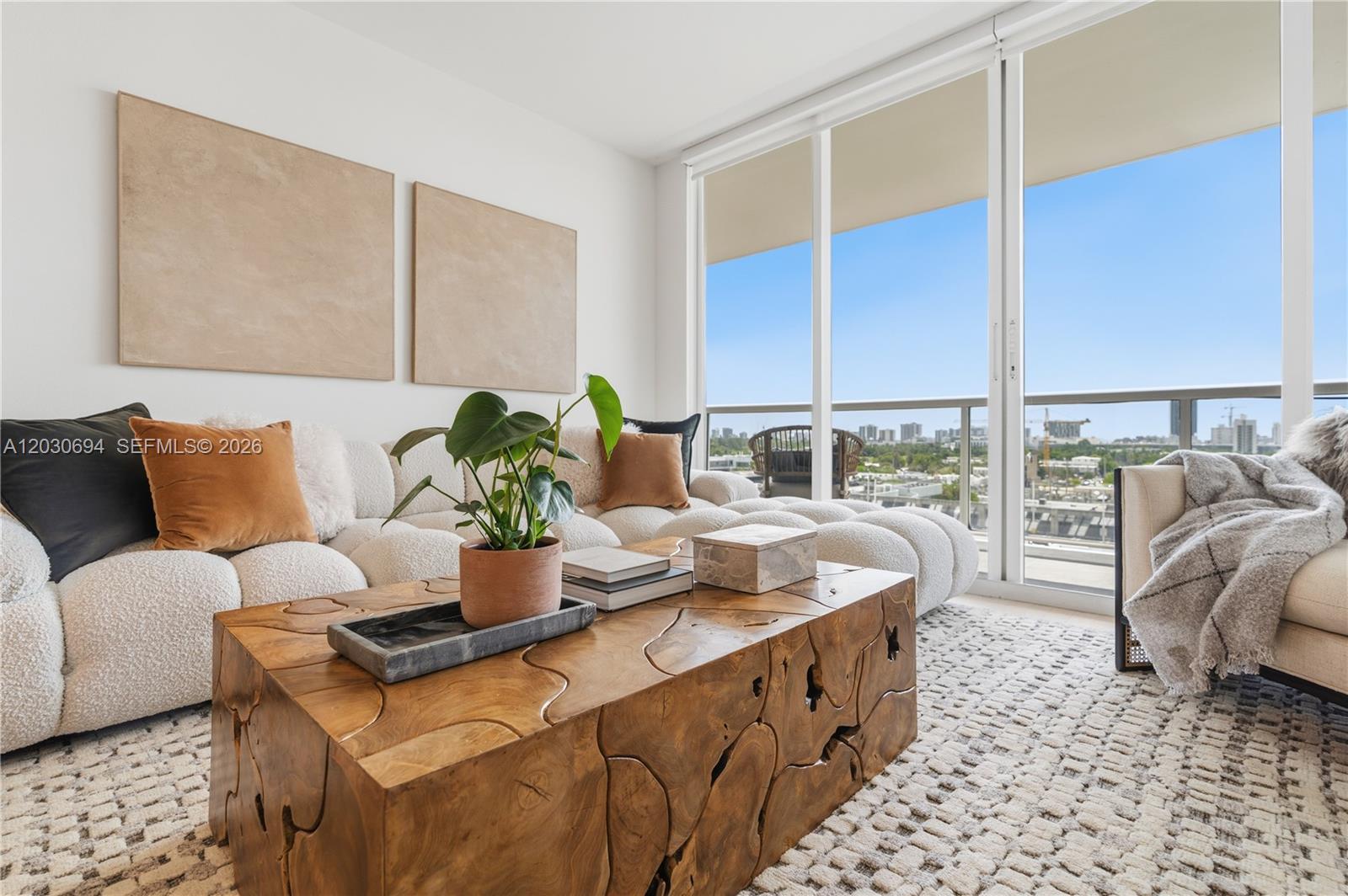 SUNSET HARBOUR SOUTH CONDO - Residential