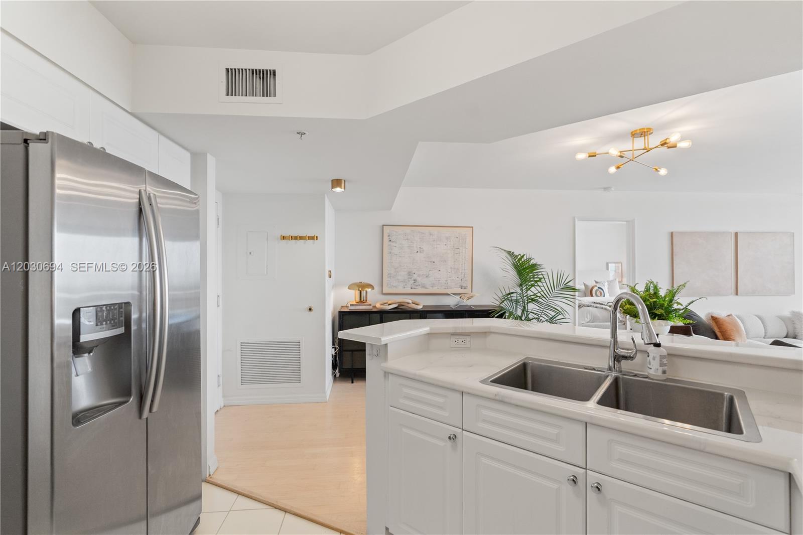 SUNSET HARBOUR SOUTH CONDO - Residential