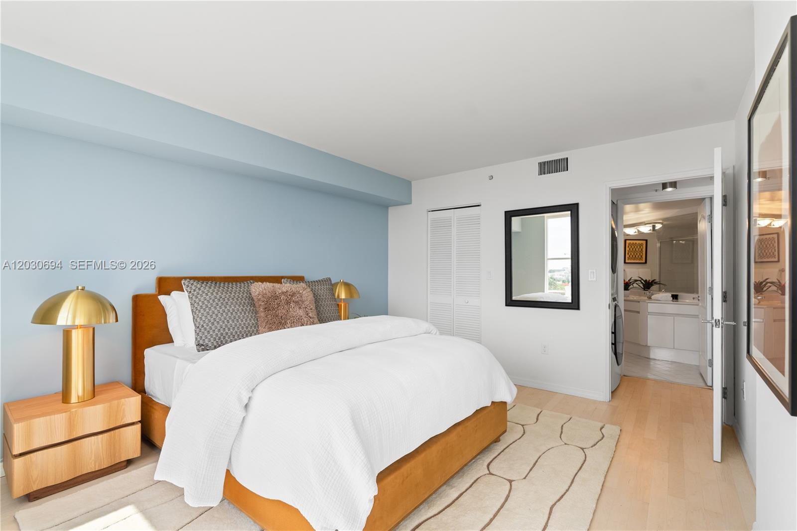 SUNSET HARBOUR SOUTH CONDO - Residential