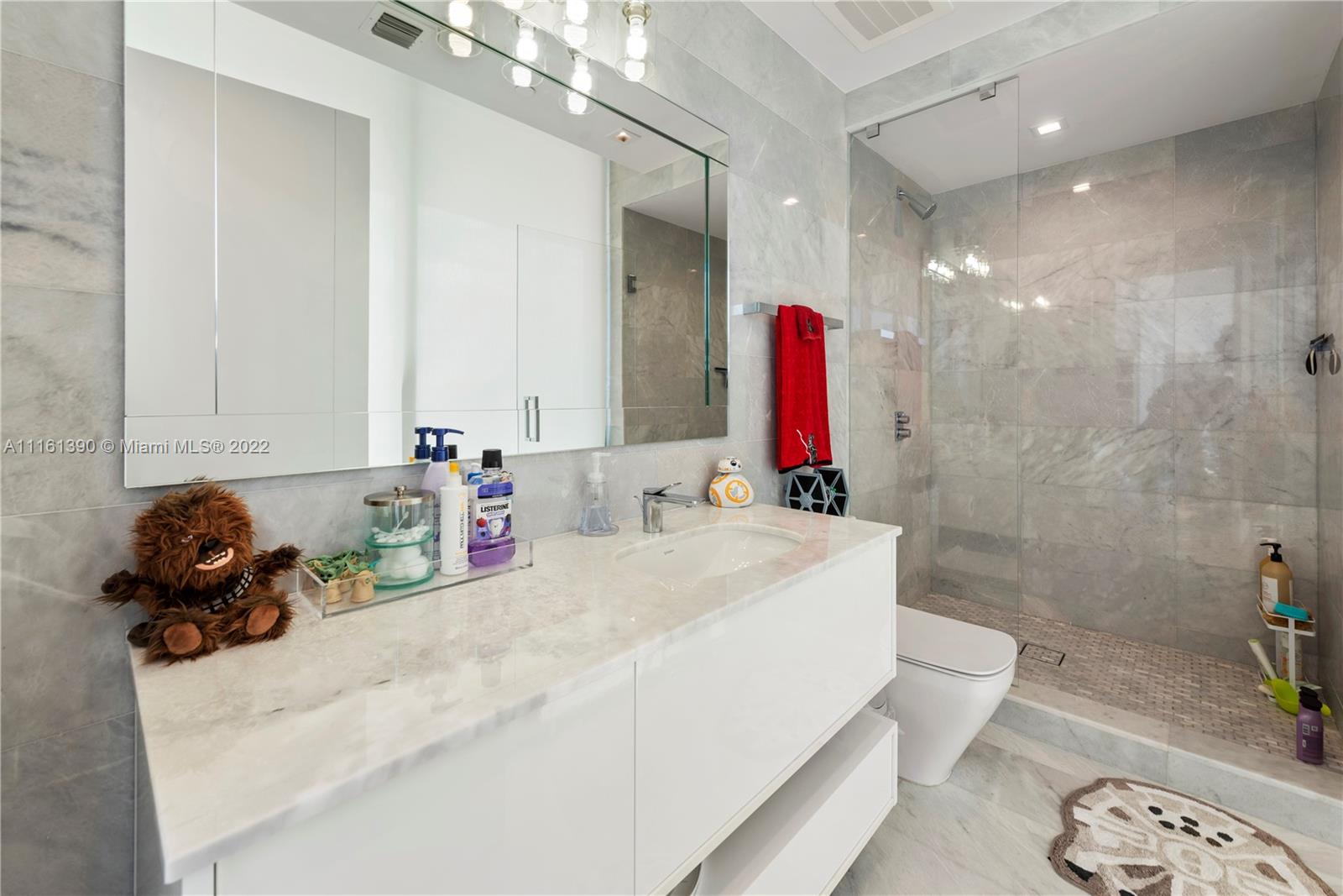 Turnberry Ocean Club - Residential