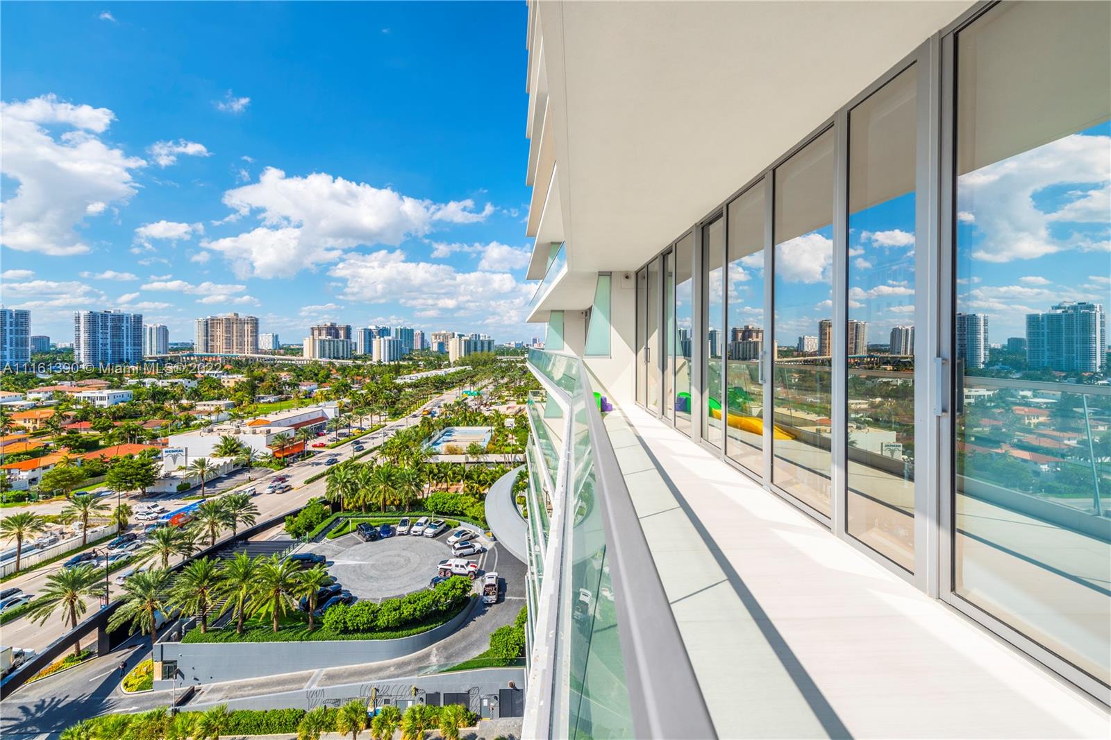 Turnberry Ocean Club - Residential