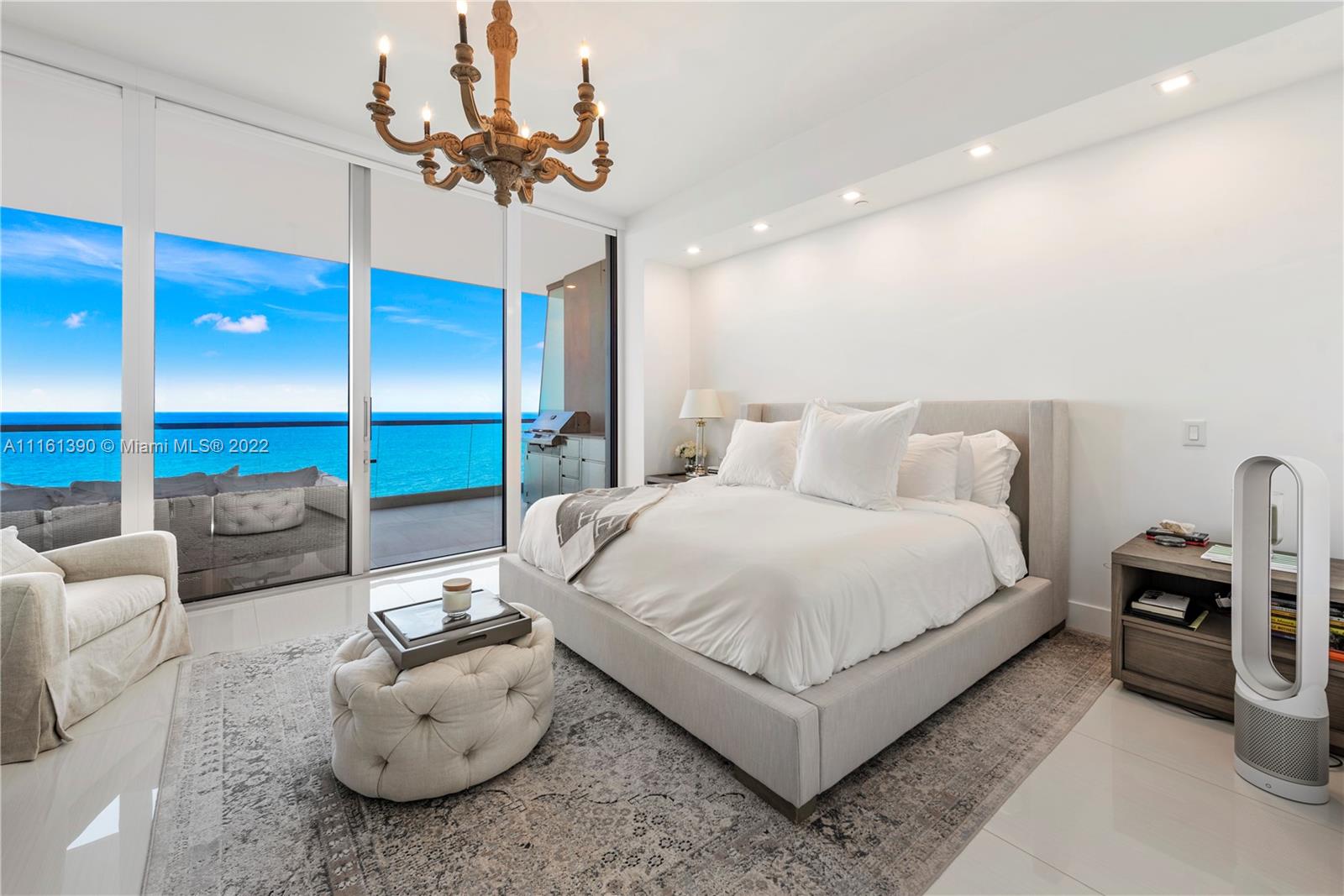 Turnberry Ocean Club - Residential