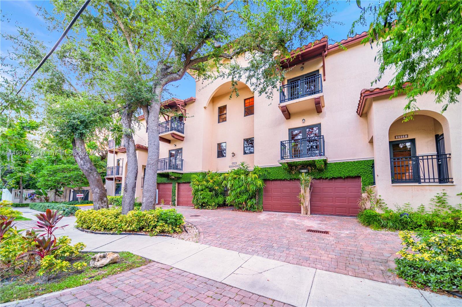 Rarely available townhouse for lease in Villaggio in the Grove. Walk into your beautiful European style courtyard with fountain and come home to your new unit great from entertaining in prime Coconut Grove location. Tri-level unit featuring 2 car garage on first level, main living areas and kitchen on second level and privacy for the bedrooms on the 3rd level. Unit features top of the line finishes including marble floors and Brazilian cherry in bedrooms. Spend your evenings strolling over to Berries or Flanigans or the neighborhood parks.