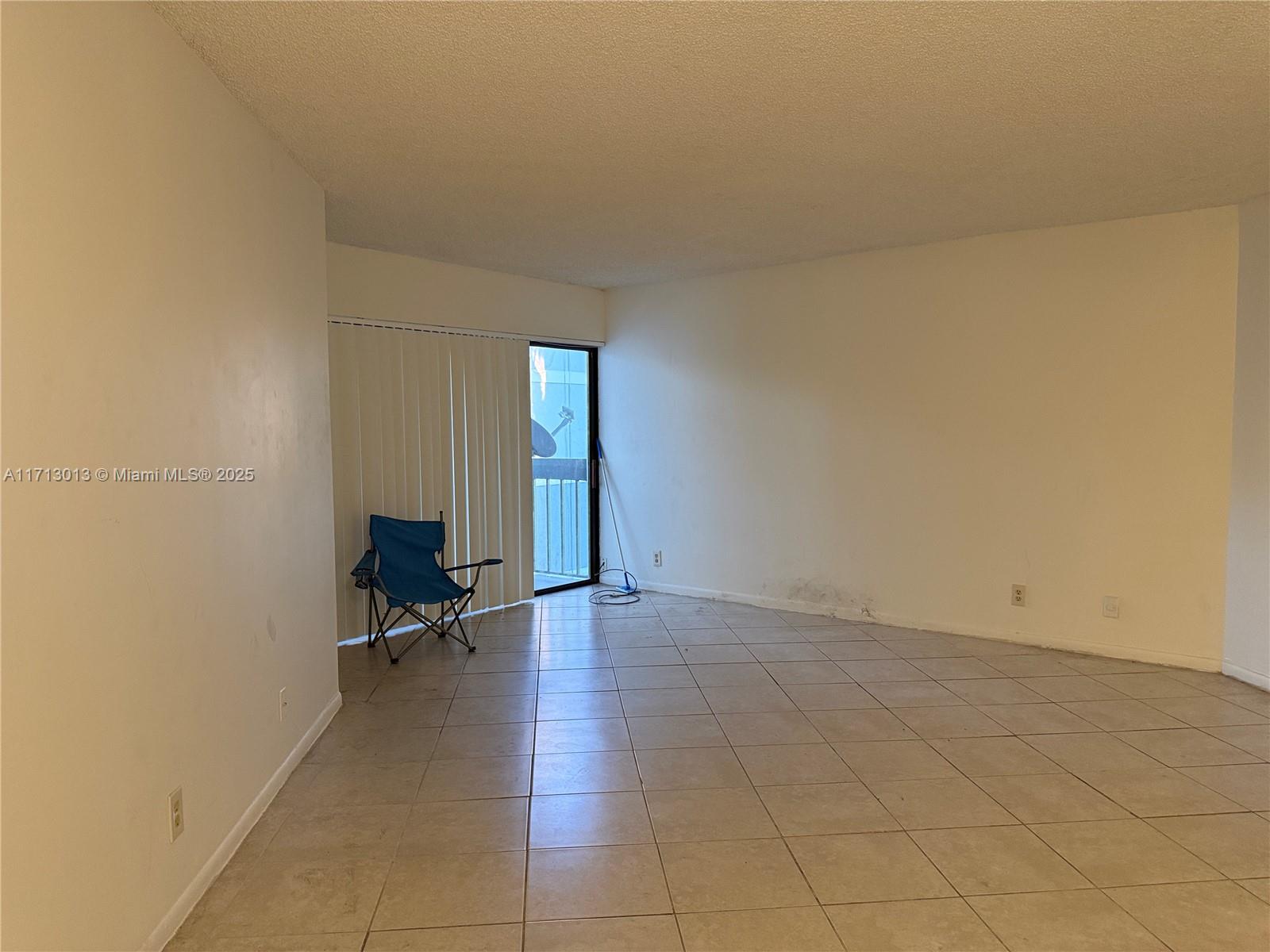 PRESIDENTIAL GOLFVIEW CON - Residential Lease