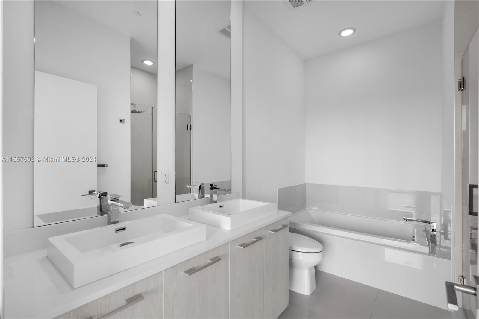 BRICKELL HEIGHTS EAST - Residential Lease