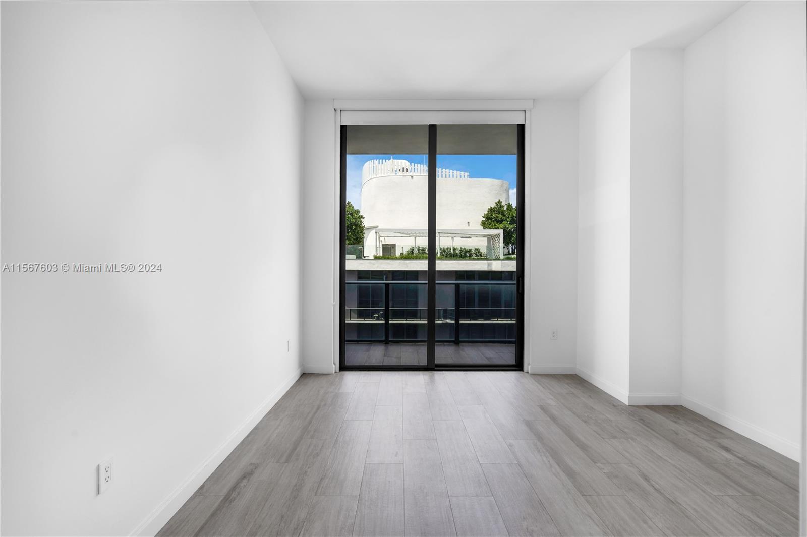 BRICKELL HEIGHTS EAST - Residential Lease