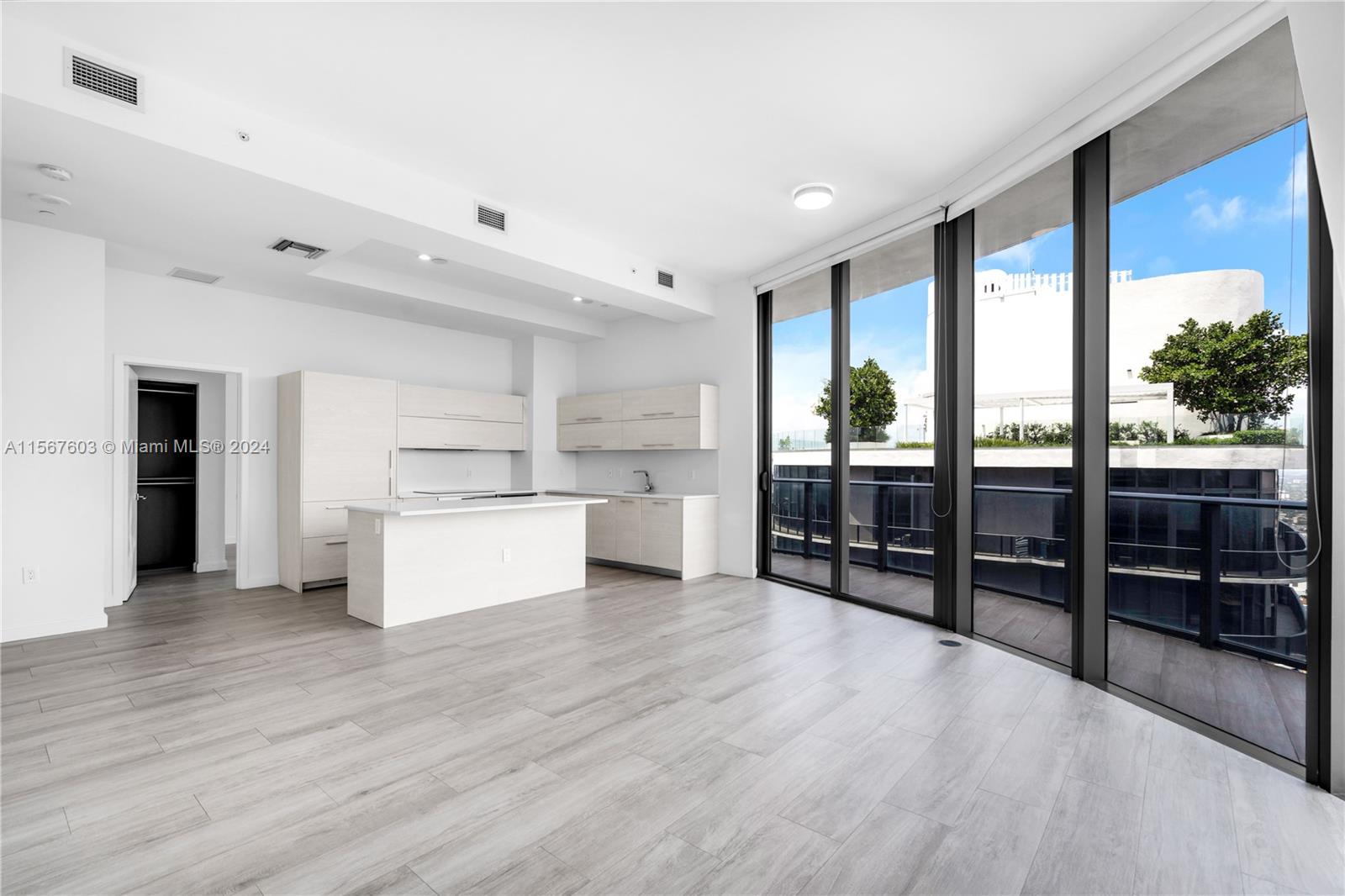 BRICKELL HEIGHTS EAST - Residential Lease