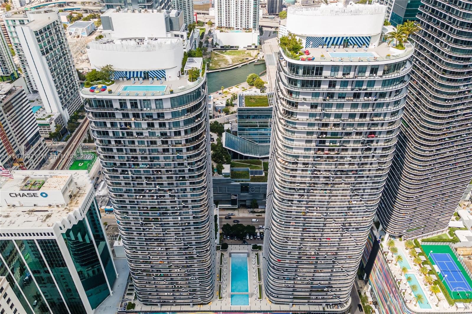 BRICKELL HEIGHTS EAST - Residential Lease