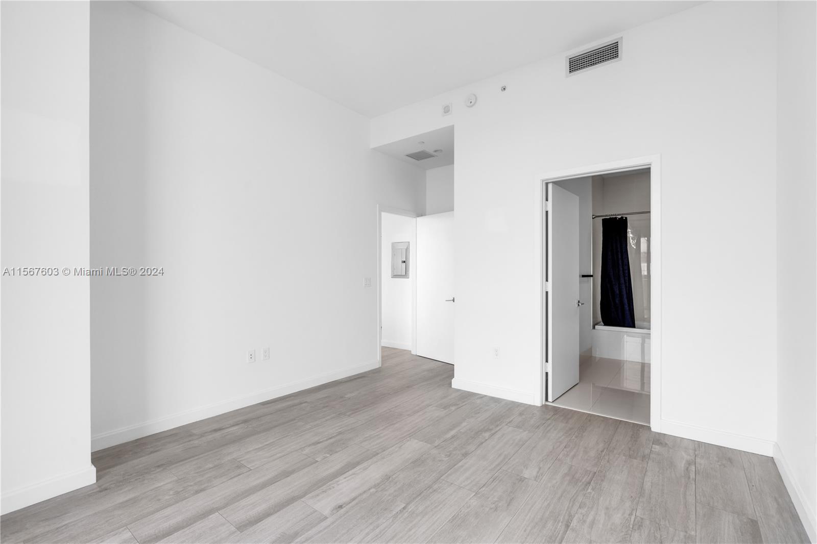 BRICKELL HEIGHTS EAST - Residential Lease