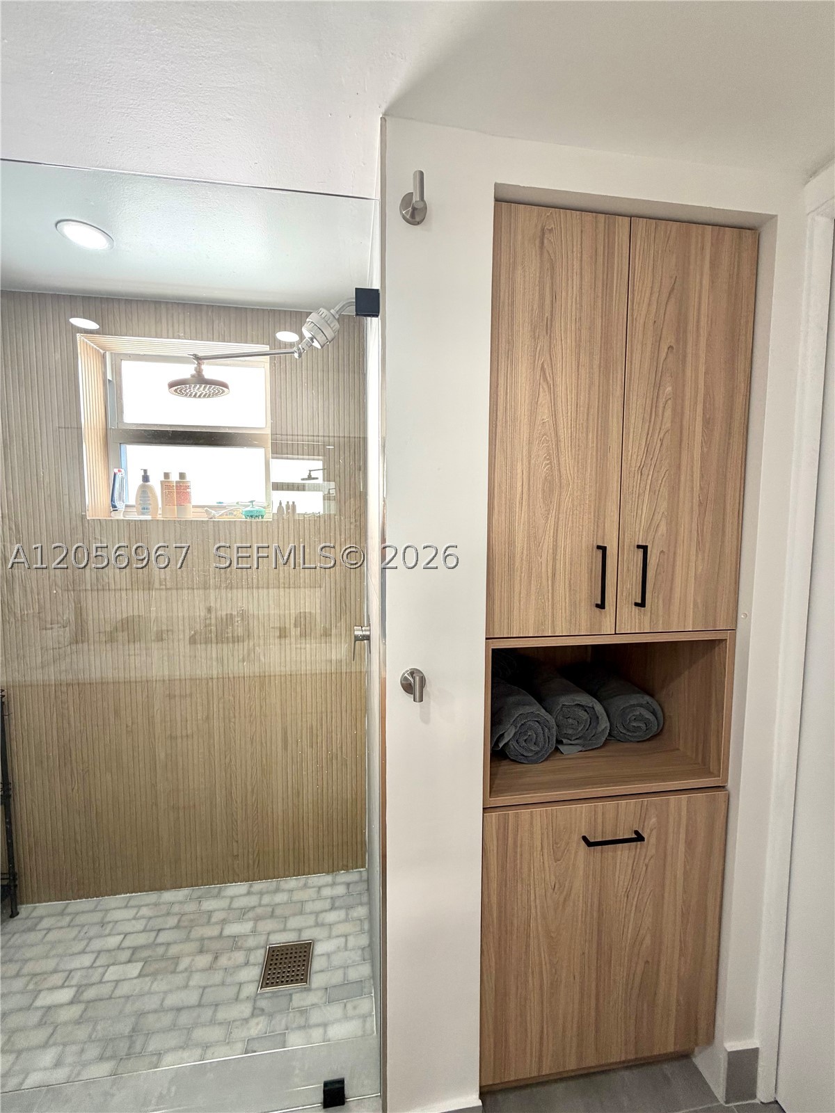 ALHAMBRA MANORS CONDO - Residential