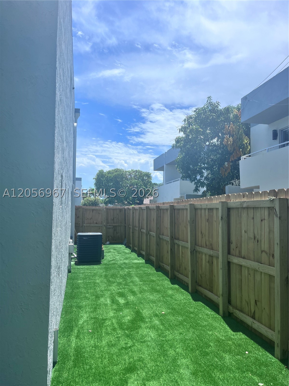 ALHAMBRA MANORS CONDO - Residential