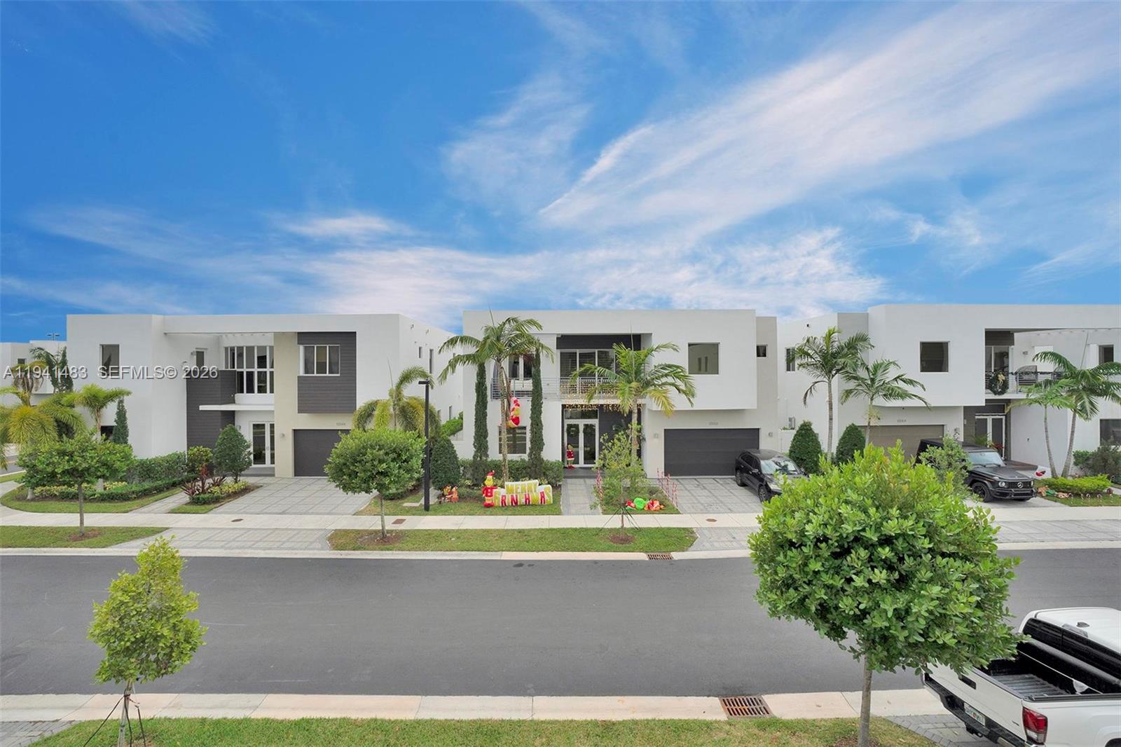 DORAL COMMONS RESIDENTIAL - Residential
