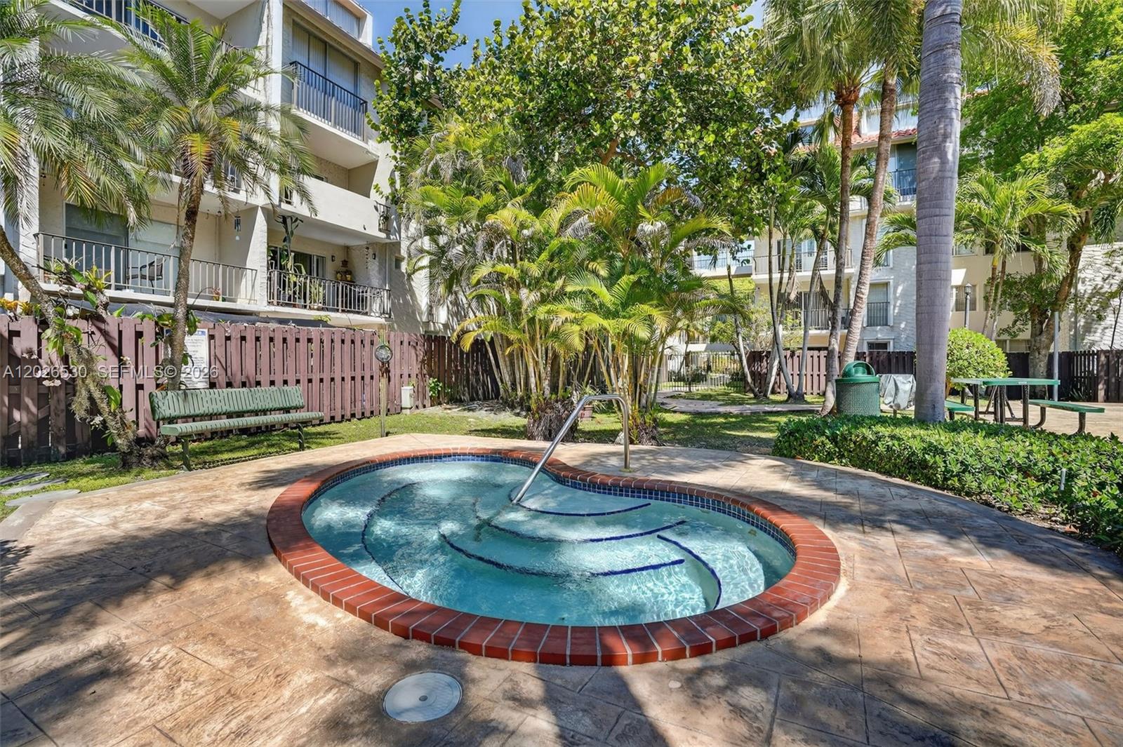 DADELAND GROVE CONDO - Residential Lease