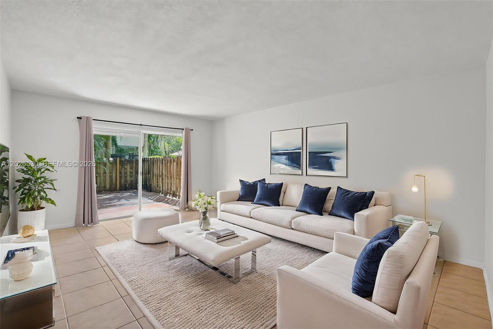 DADELAND GROVE CONDO - Residential Lease