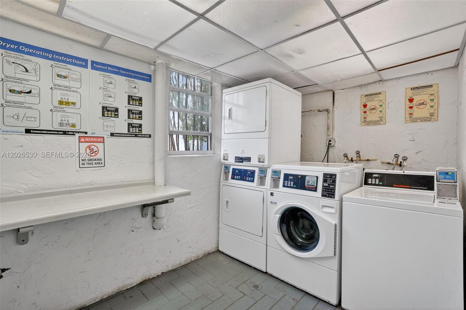 DADELAND GROVE CONDO - Residential Lease