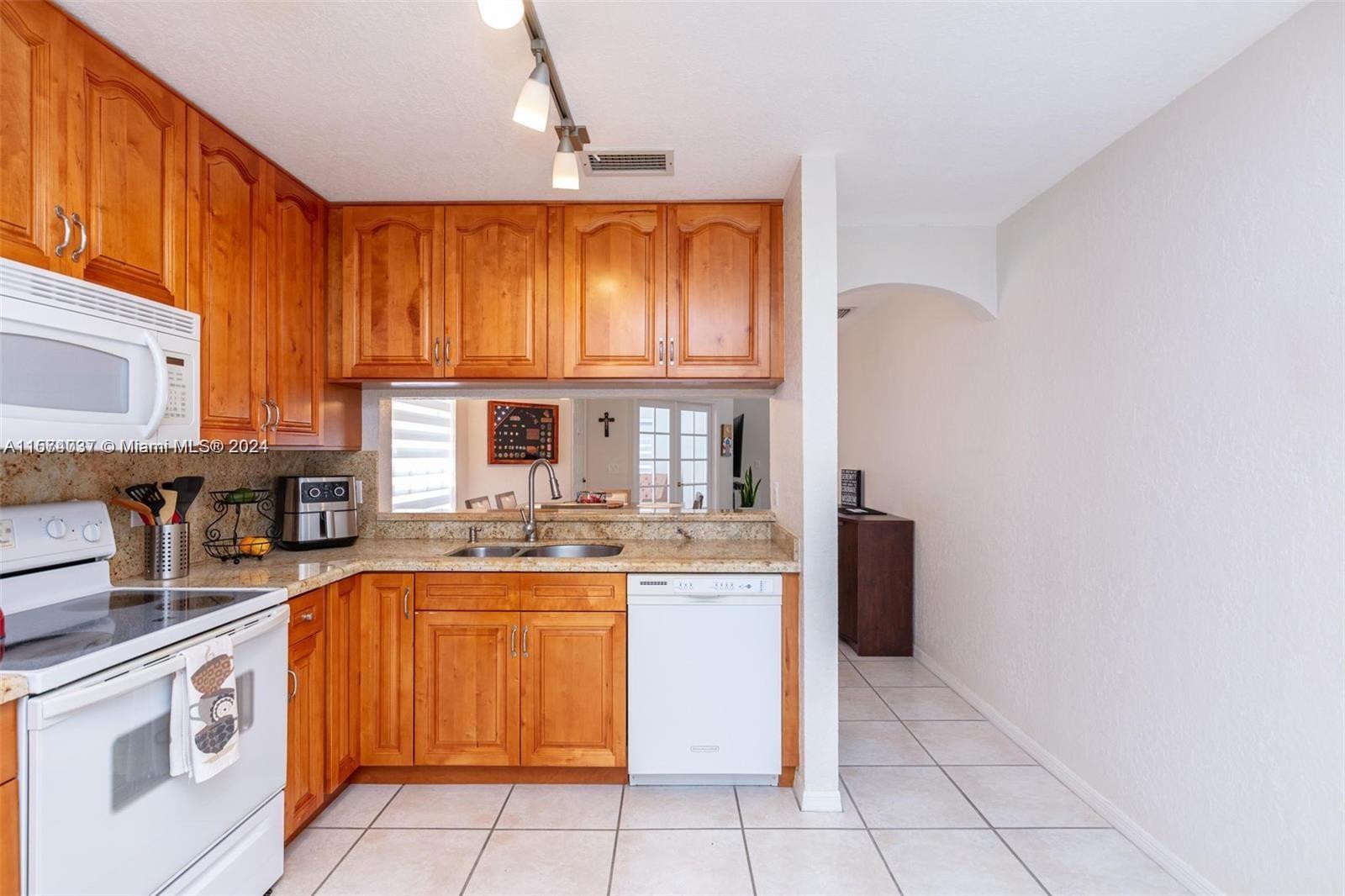 Emerald Isle - Residential