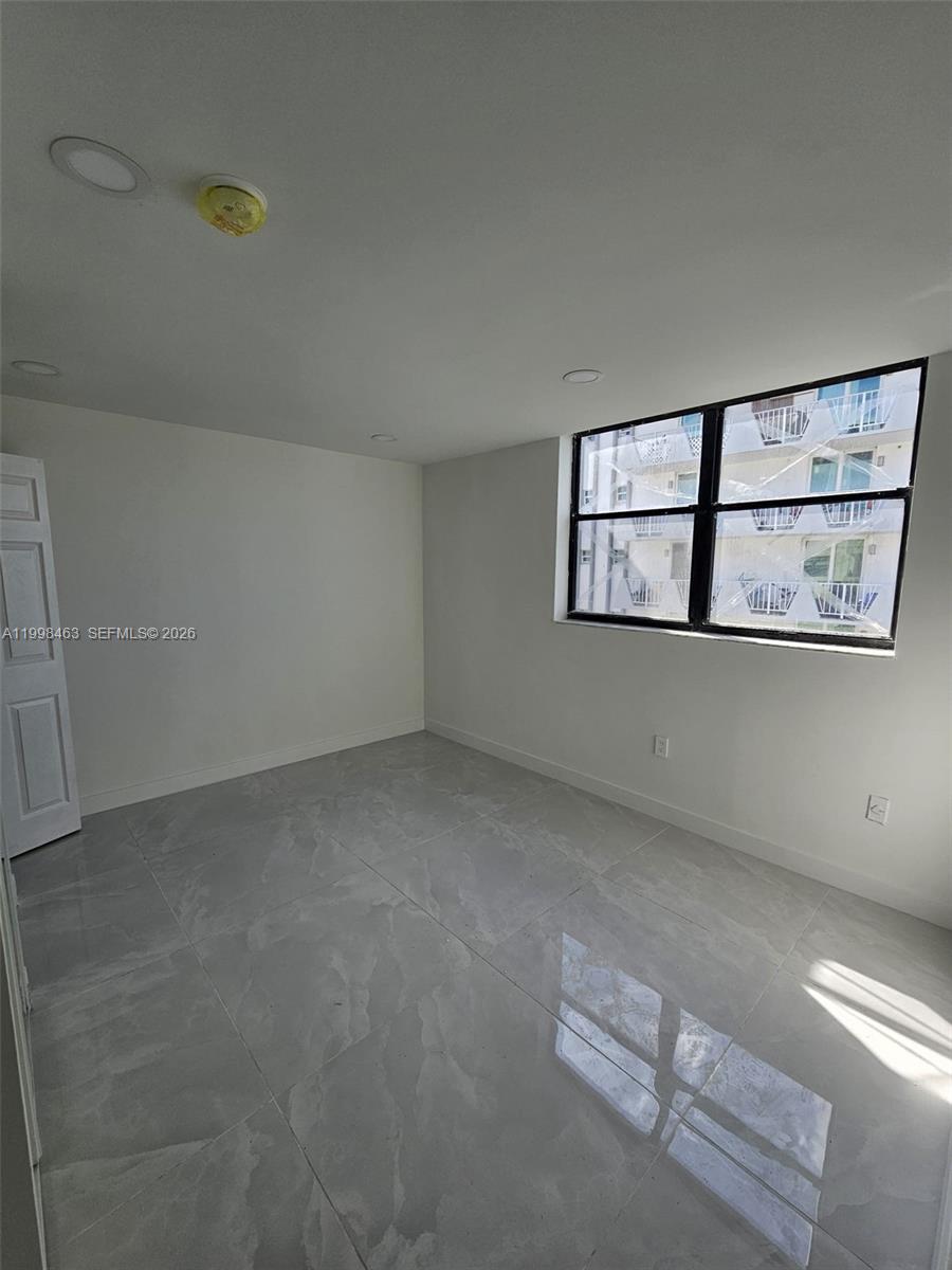BAY PLAZA CONDO - Residential