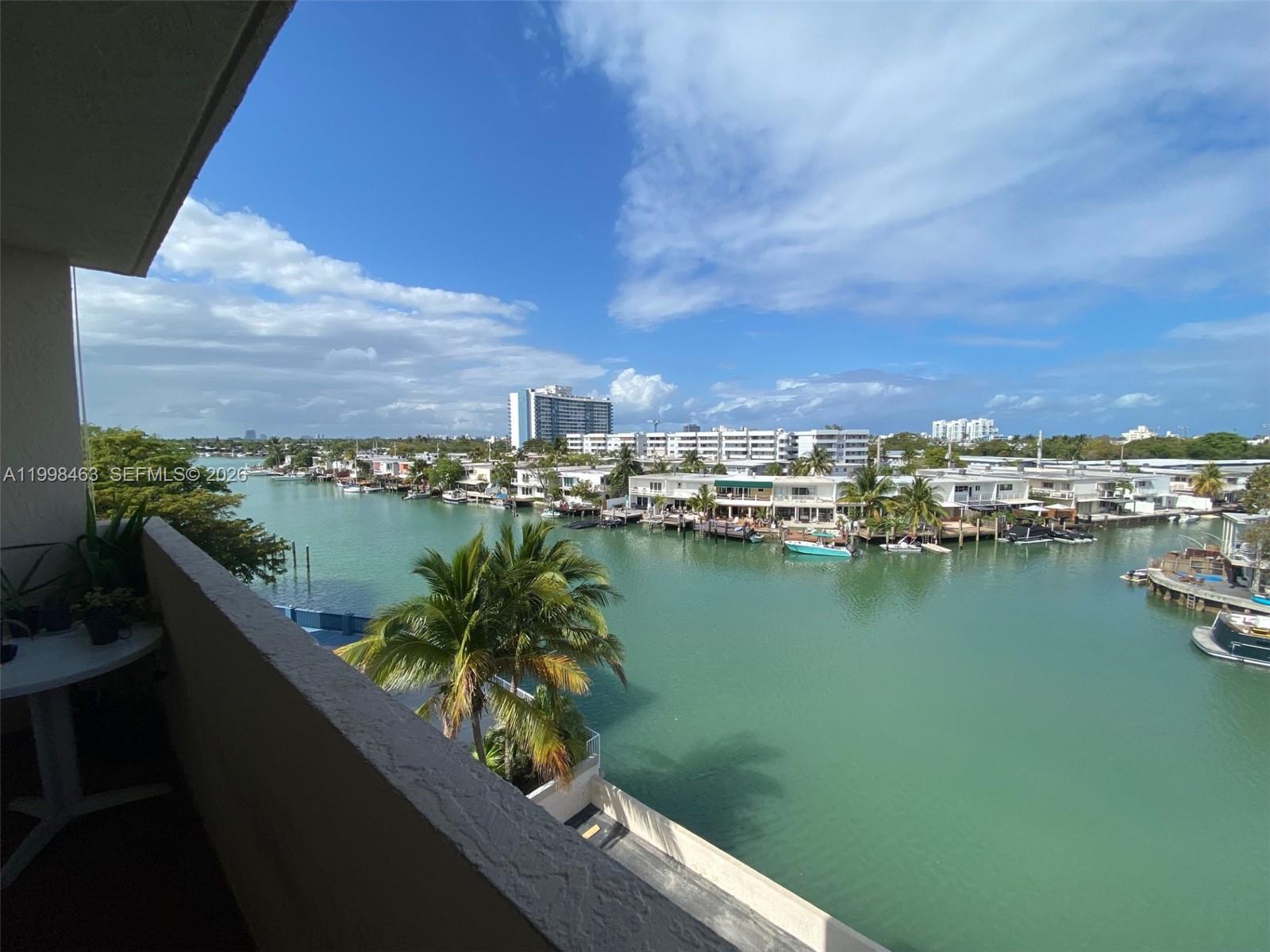 BAY PLAZA CONDO - Residential
