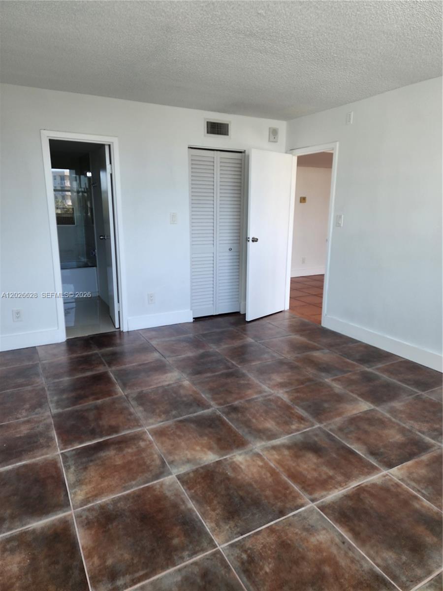 REEF EAST CONDO - Residential