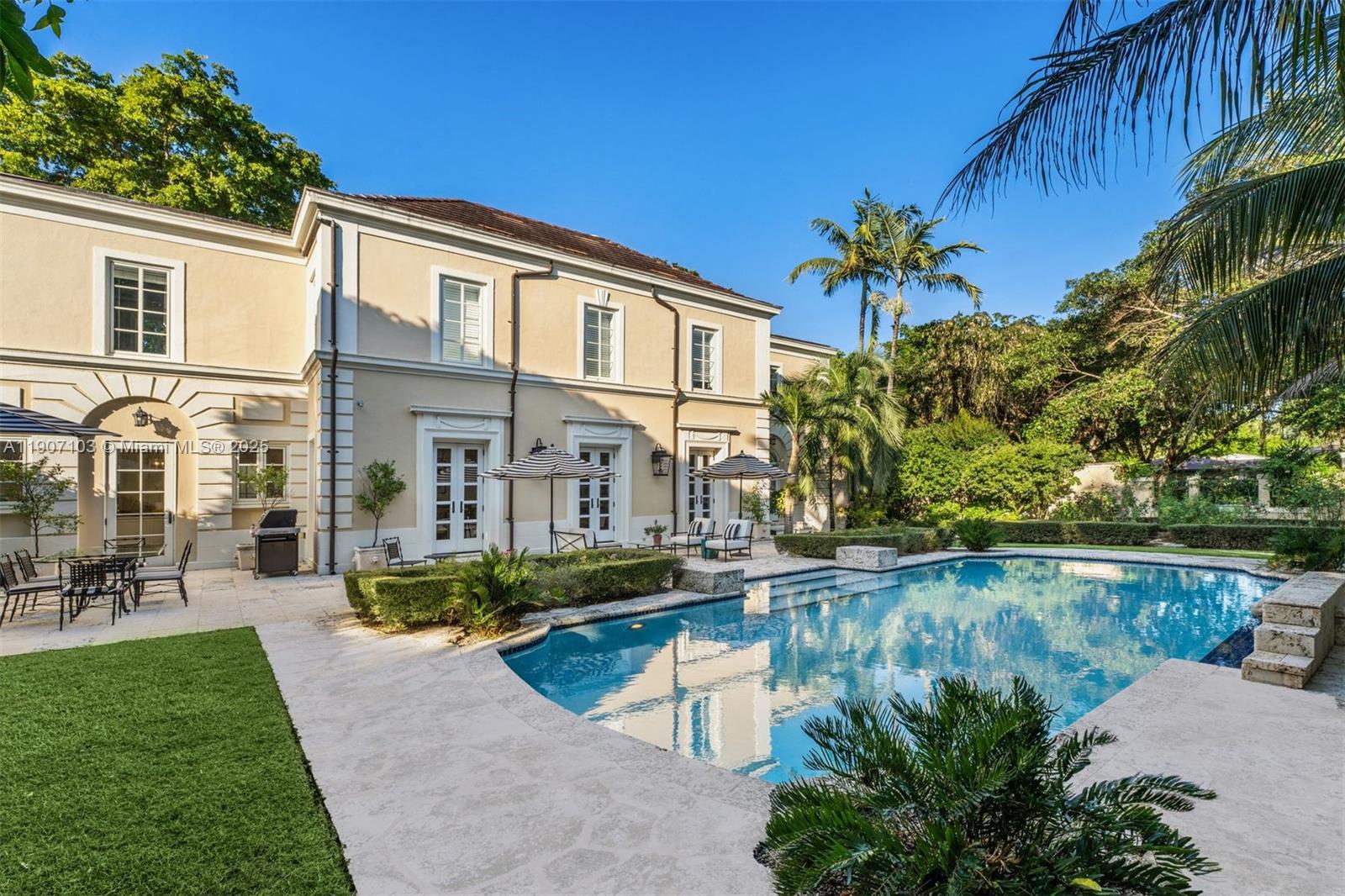 CORAL GABLES RIVIERA SEC - Residential