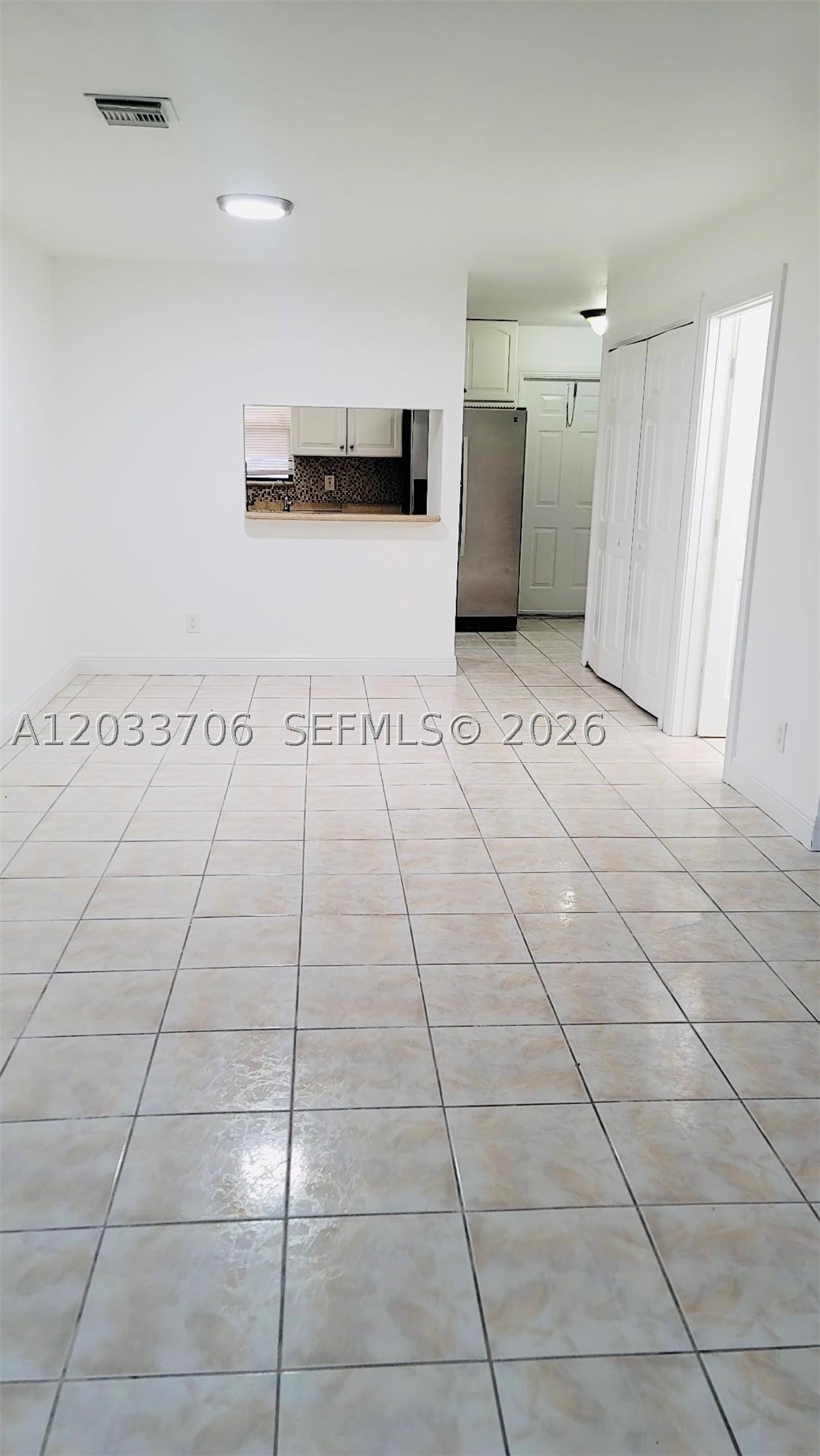 CANALAKE - Residential Lease
