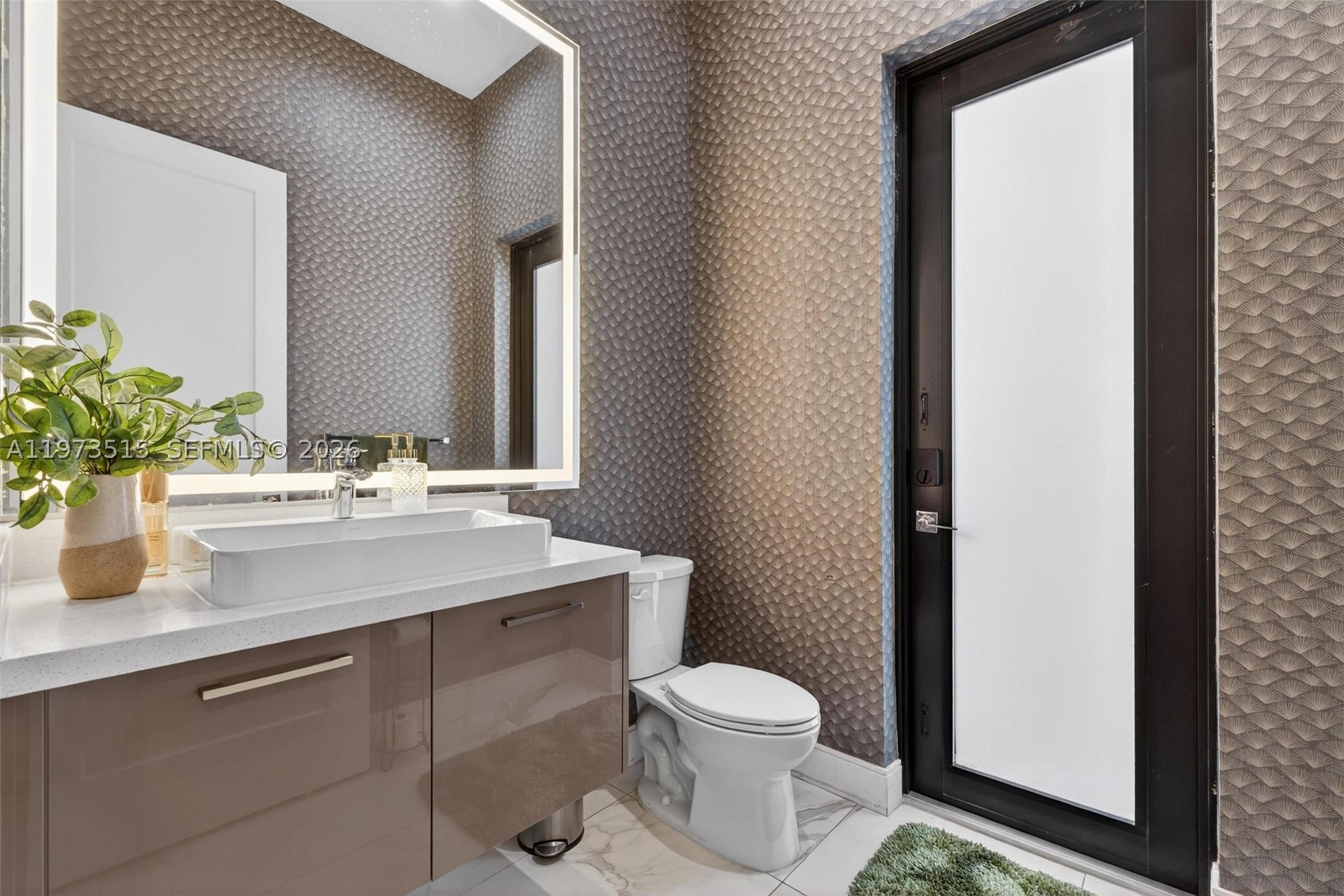 DOWNTOWN DORAL SOUTH PHAS - Residential