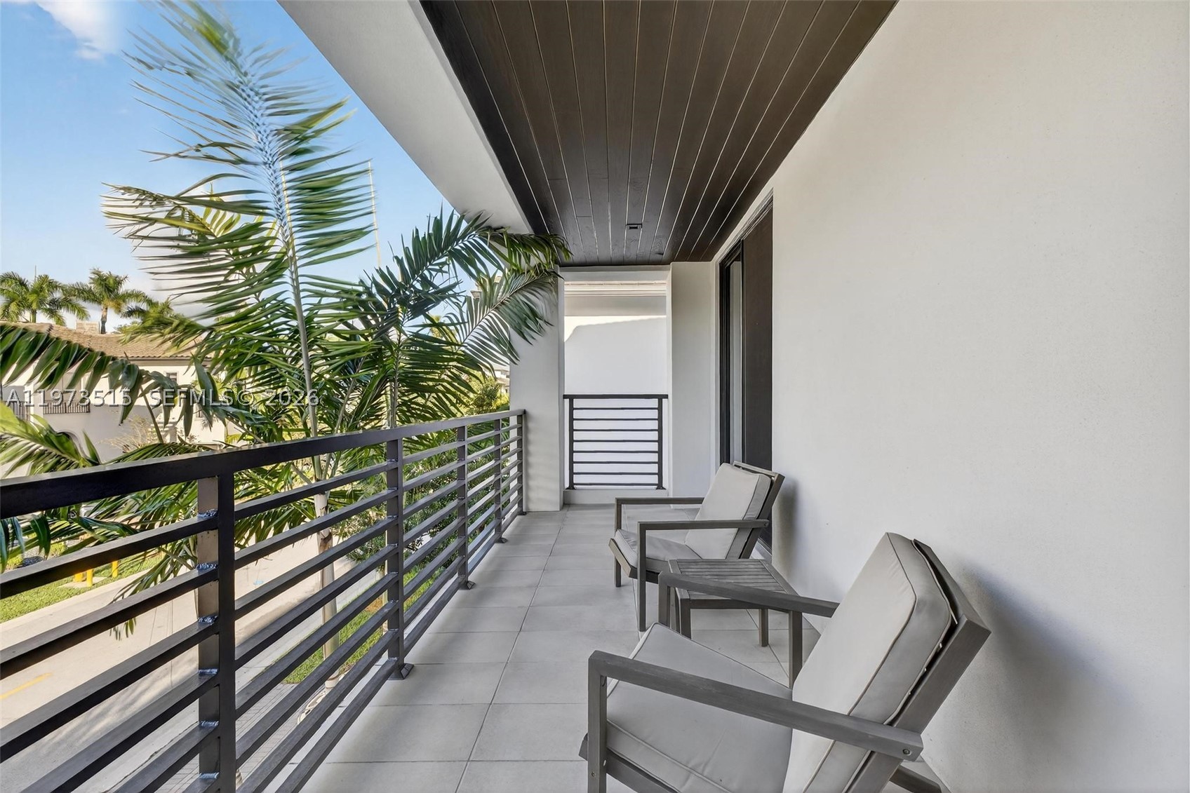 DOWNTOWN DORAL SOUTH PHAS - Residential